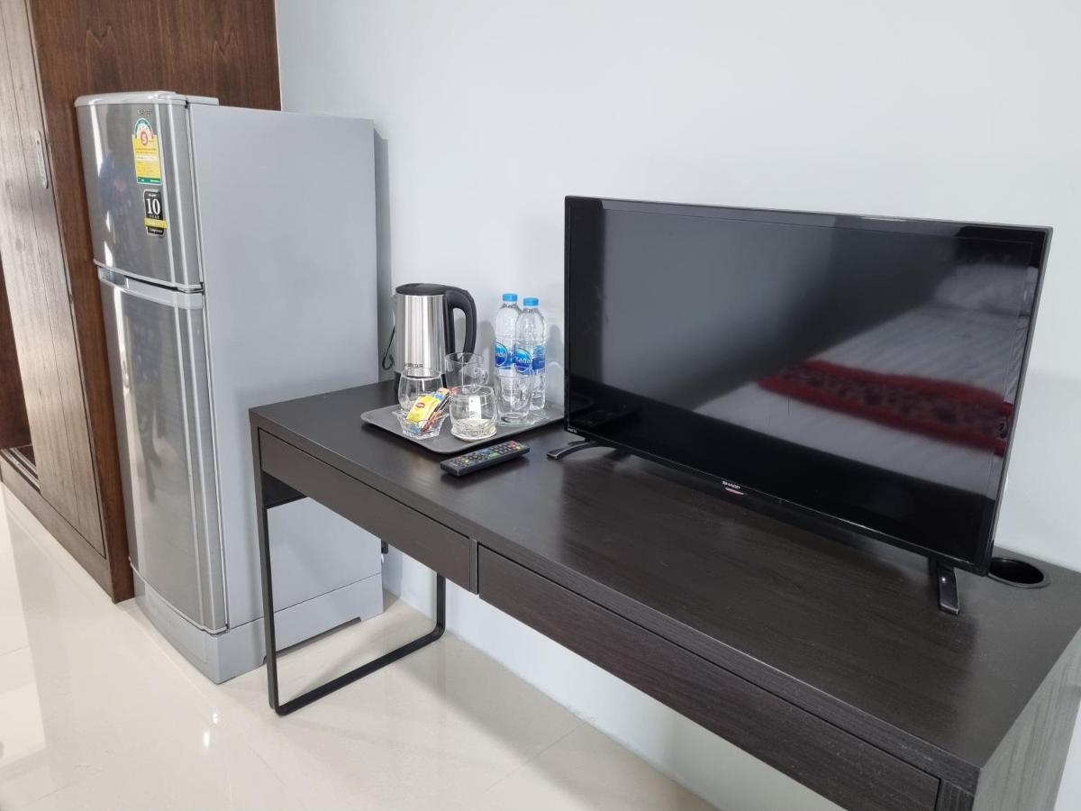 Tiara Place Bangkok Luaran gambar